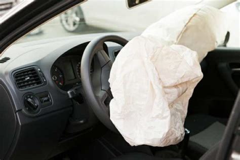 Airbag Injuries | Burns, Bryant, Cox, Rockefeller & Durkin, P.A.