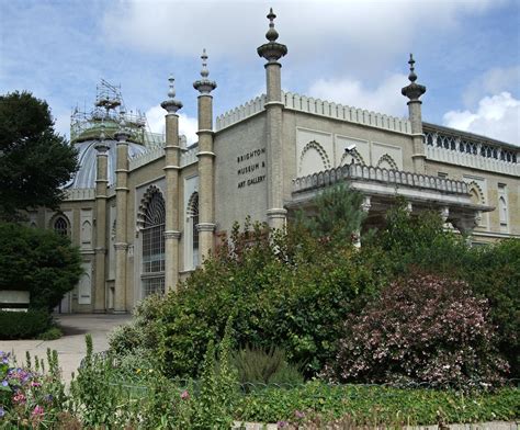 Brighton Museum and Art Gallery, Brighton, England - GoVisity.com