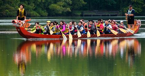 Photos: Dragon Boat Race Practice