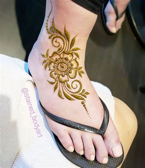 simple henna design for the foot | Henna tattoo designs, Henna designs ...