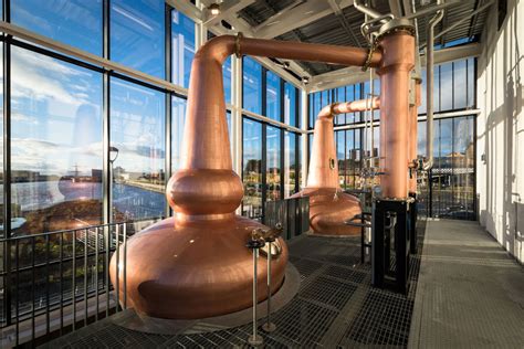 Glasgow: Single Malt Whisky and Distillery Tour - Visit Distillery