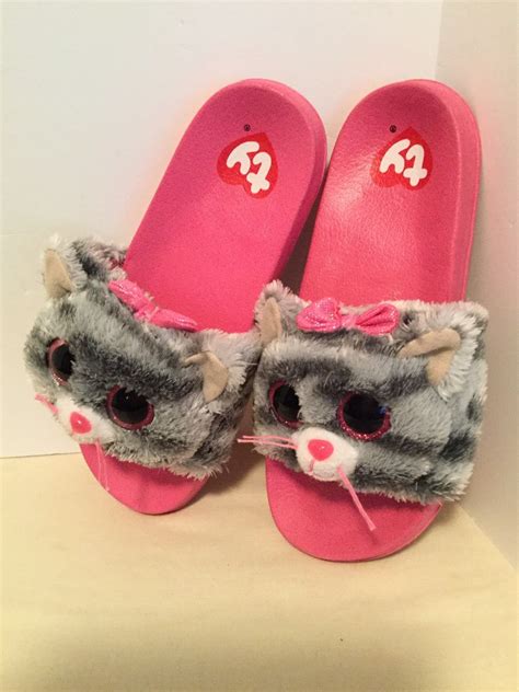 TY size 2-3 kitten slippers on Mercari | Slippers, Unicorn accessories ...