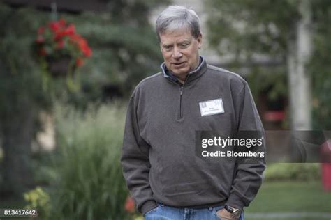 Stanley Druckenmiller Photos and Premium High Res Pictures - Getty Images