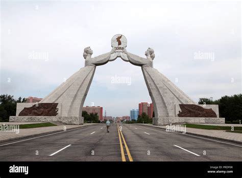 Arch of Reunification at Pyongyang Stock Photo - Alamy