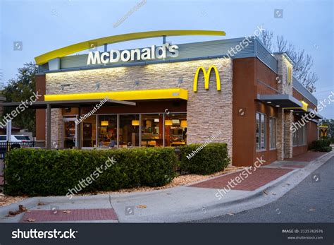 New Mcdonalds Building Design