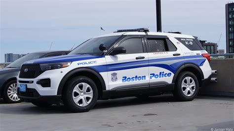 Boston Police Photos - PublicServiceVehicles.com