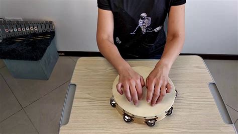 How to play a tambourine - YouTube