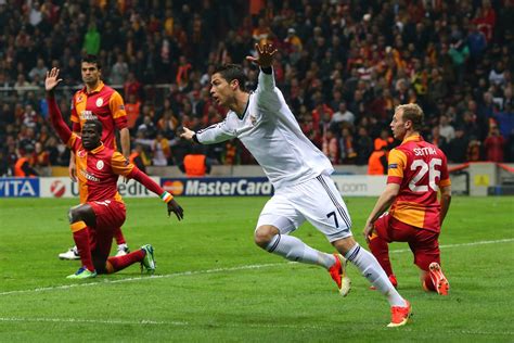 Real Madrid Vs Galatasaray 2013 - kjasodk