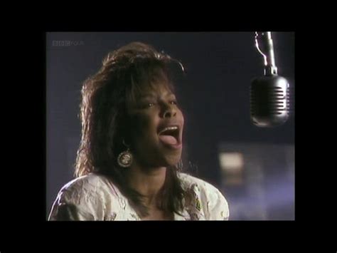 Natalie Cole - Miss You Like Crazy Chords - Chordify