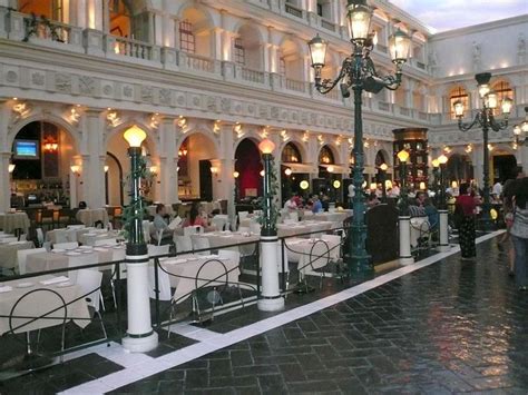 Canaletto Restaurant in Venetian Hotel Las Vegas July 2009 in 2023 ...