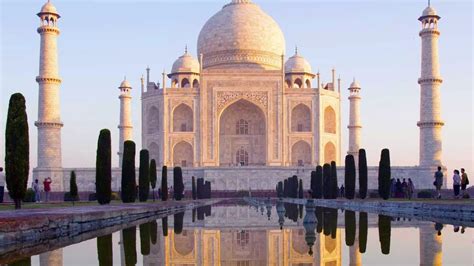 8 Taj Mahal facts including the tragic reason why it was built in the ...