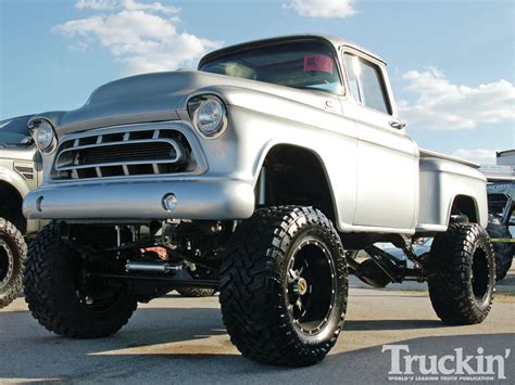 Love these old trucks!!! | Trucks, Chevy trucks, 57 chevy trucks