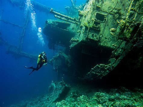 A Short Guide To Aqaba - Red Sea Resorts + Diving | TouristSecrets