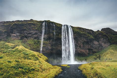 Your Ultimate Guide to Seljalandsfoss Waterfall in Iceland