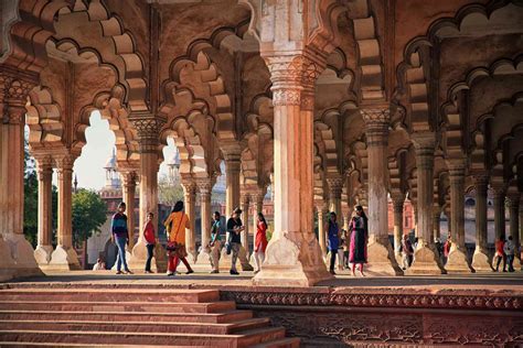 How to Visit Agra Fort: The Complete Guide