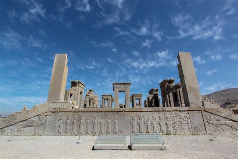 Persépolis, entre las ruinas de la fascinante capital del Imperio persa ...