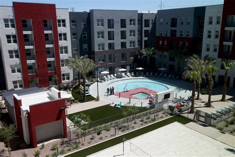 New UNLV dorms are big step toward community on campus | VIDEO | Las ...