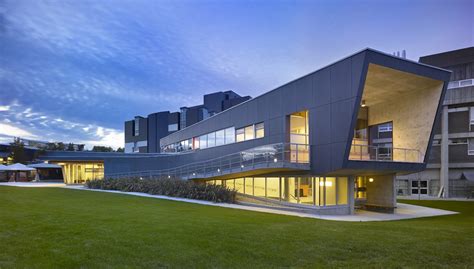 Langara College Student Union Building & Academic Building C | Teeple ...