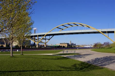 Hoan Bridge 807103 stock photo. Image of i794, morning - 180140224