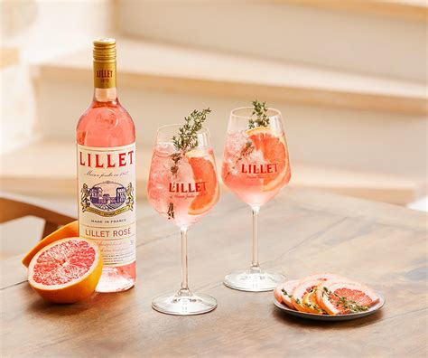 Lillet Tonic Rosé aperitif cocktail: aperitif wine idea I Lillet