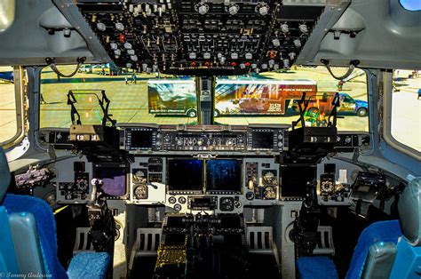 Boeing C-17 Globemaster IIi Cockpit Photograph by Tommy Anderson