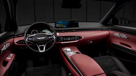 The 2022 Genesis GV70 Is a Nearly Flawless Luxury SUV