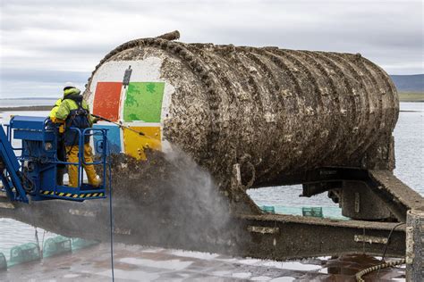 Microsoft's underwater datacenter thrives in the depths of the Scottish ...