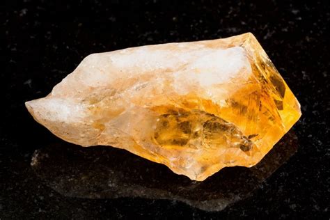 Citrine: Meaning, Properties, and Benefits You Should Know