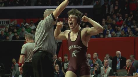 ILLINOIS HIGH SCHOOL STATE WRESTLING FINALS - YouTube