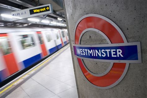 10 incredible facts you might not know about the District Line | London ...