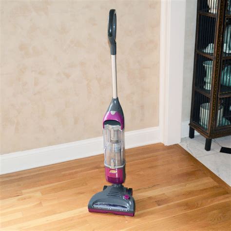 Shark Vacuum Reviews 2024 - Faun Tressa