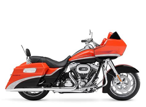 HARLEY-DAVIDSON CVO Road Glide (2008-2009) Specs, Performance & Photos ...