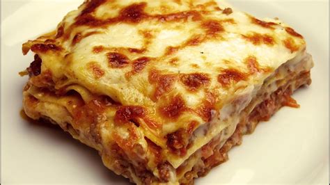 Easy Lasagna Recipe with Bechamel Sauce - YouTube