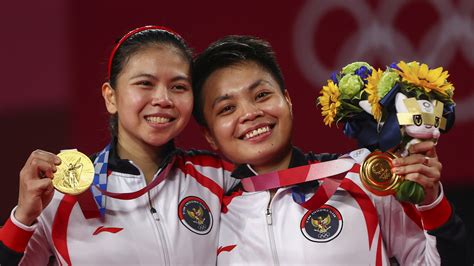 Five cows and a house: Indonesia shows its love as shuttlers bag gold ...