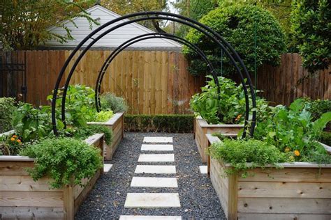 #Landscaping | Garden arch trellis, Garden trellis, Small gardens