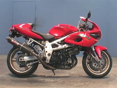 2000 Suzuki TL1000S specs, Engine size 1000cm3