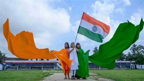 Happy Independence Day 2023: Wishes, Messages, Quotes on Swatantra Diwas