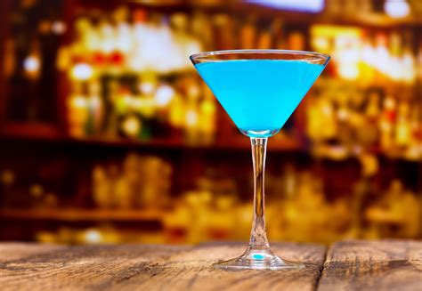 Easy Blue Martini Recipe | Recipes.net