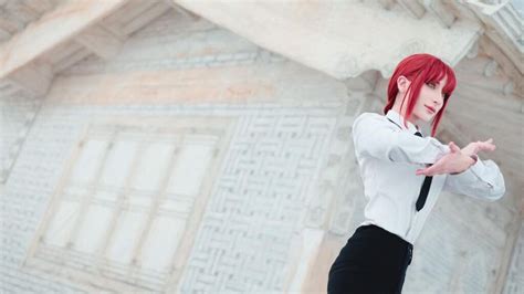 Knite's breathtaking Makima cosplay will rule your world | ONE Esports