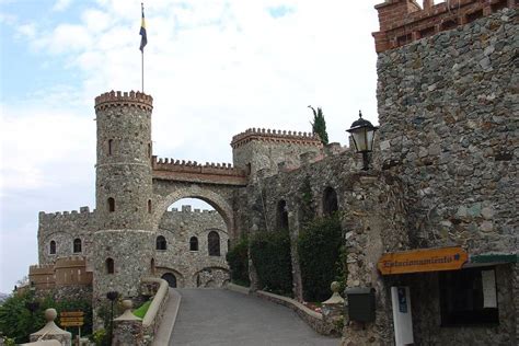 Hotel Castillo Santa Cecilia