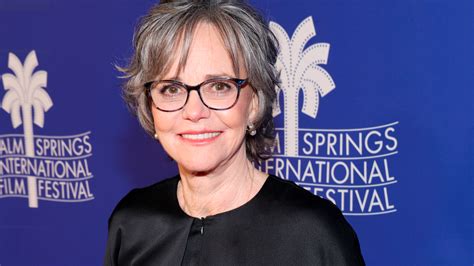 Sally Field to Receive SAG Life Achievement Award - TrendRadars