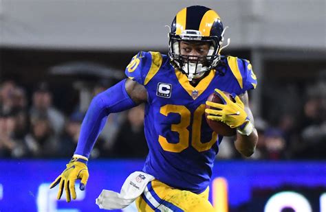 Rams' Super Bowl throwback uniforms a nod to franchise's Los Angeles ...