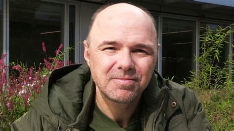 Karl Pilkington: Wife, Net Worth, New Show, Podcast - Celeb Tattler