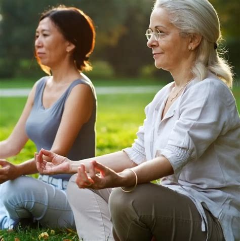 Best Meditation Techniques for Seniors - MeditationHappy.com