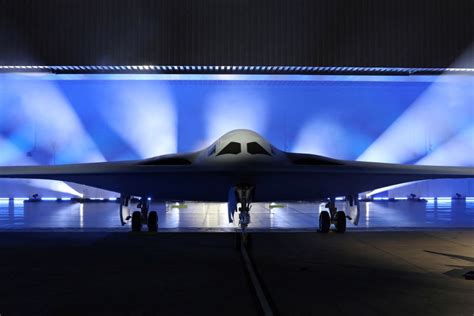 New stealth bomber: US military unveils B-21 Raider - News in Germany