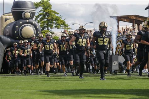 Live Blog: Follow Purdue's Homecoming Game Against Florida Atlantic in ...