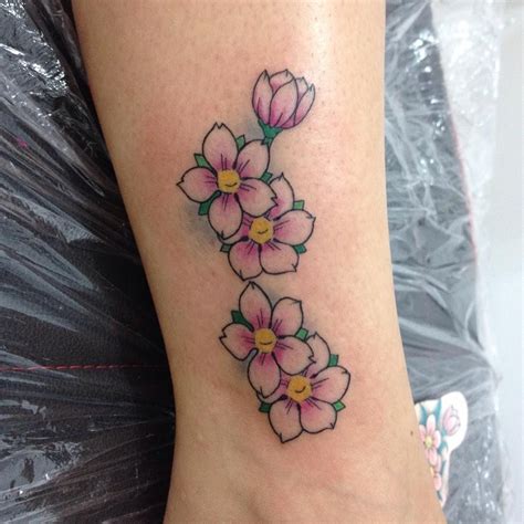 55 Fantastic Japanese Cherry Blossom Tattoo - Designs & Meanings Check ...