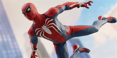 Spider-Man From the PS4 Game Is Getting His Own Hot Toys Figure