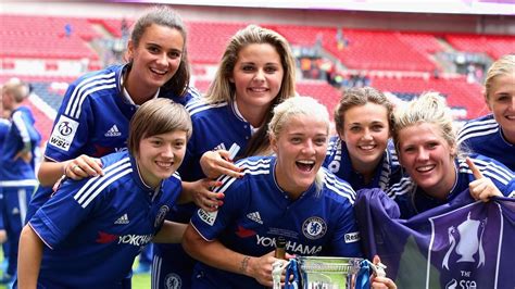 Chelsea's Wembley triumph, Rosengård change | UEFA Women's Champions ...