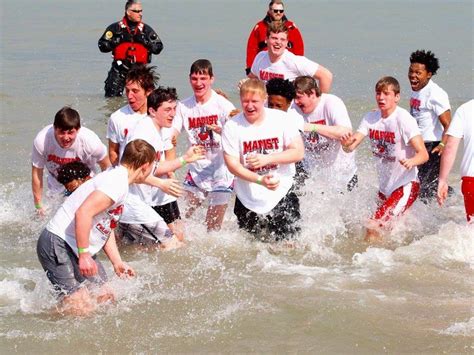 High School Students Take Up Alderman's Polar Plunge Challenge ...